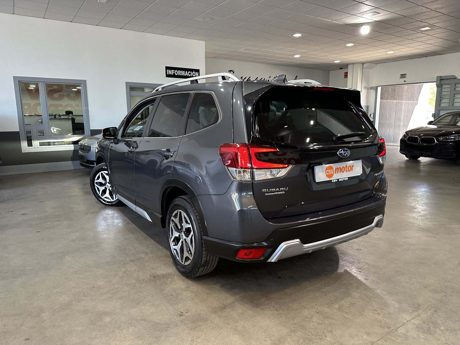 Foto 5 de SUBARU FORESTER 2023 en venta en CSV Motor VALDEFUENTES