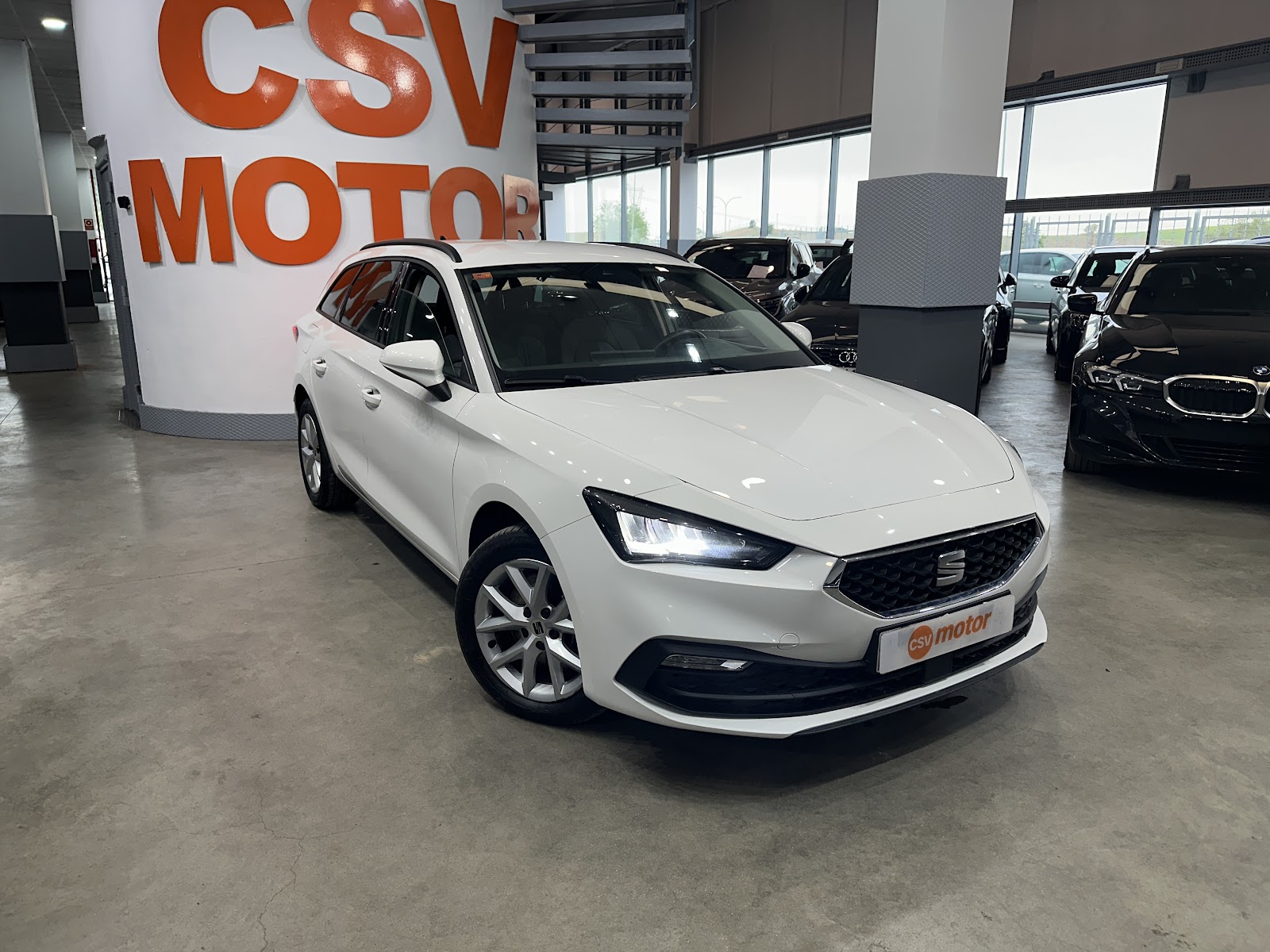 Foto 4 de SEAT LEÓN 2021 en venta en CSV Motor VALENCIA