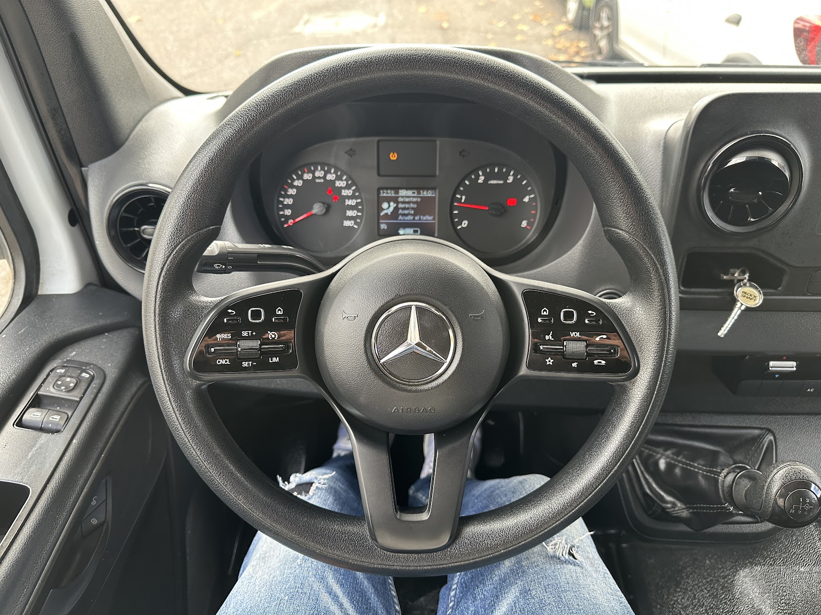 Foto 12 de MERCEDES SPRINTER 2021 en venta en CSV Motor VALDEFUENTES