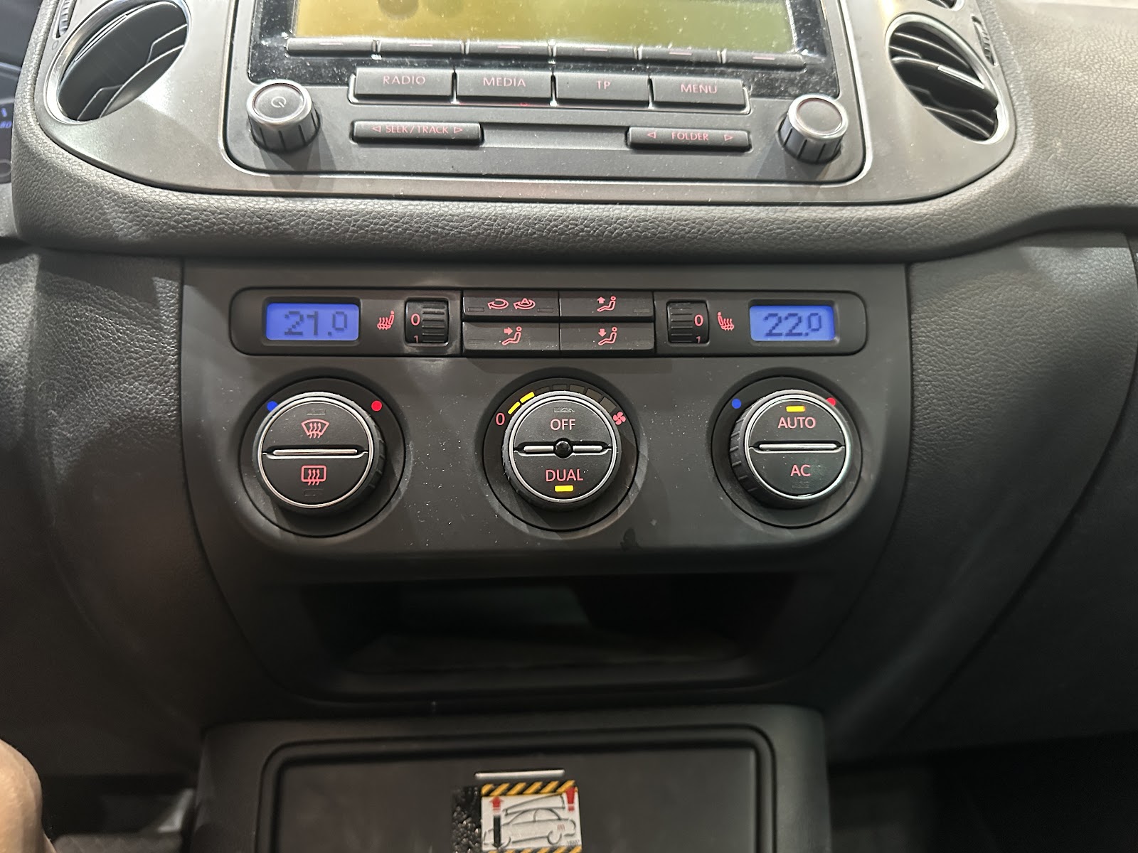 Foto 18 de VOLKSWAGEN TIGUAN 2008 en venta en CSV Motor VALDEFUENTES