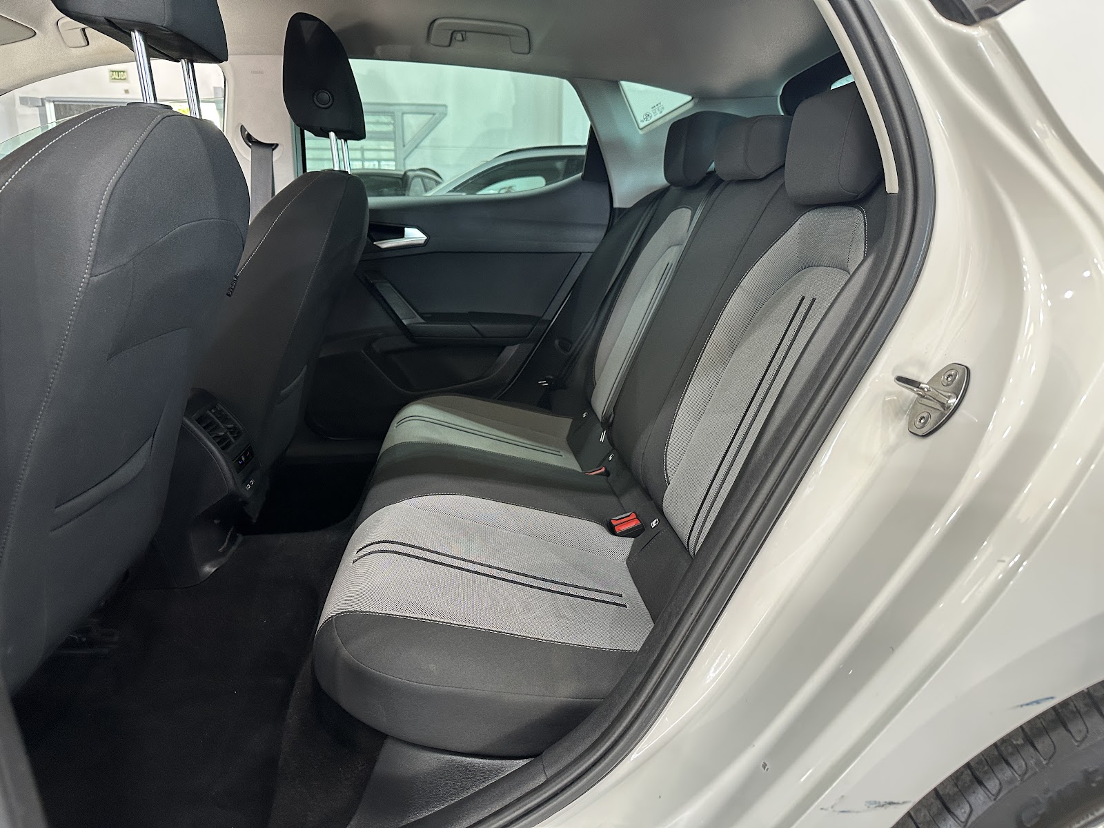 Foto 9 de SEAT LEON 2021 en venta en CSV Motor VALDEFUENTES