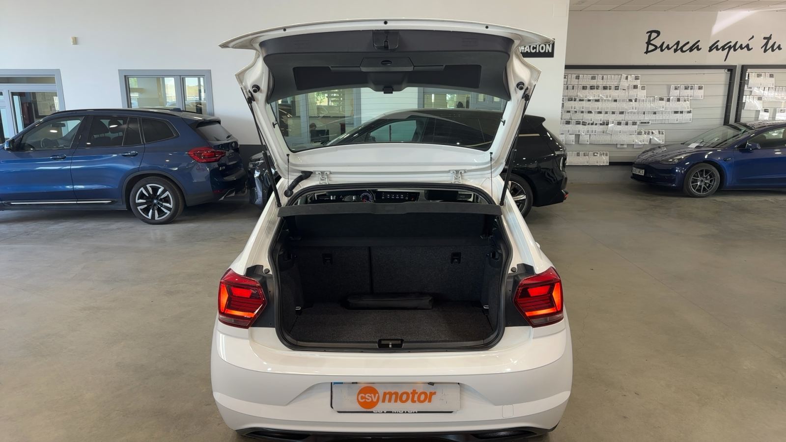 VOLKSWAGEN POLO — maletero abierto | CSV Motor VALDEFUENTES