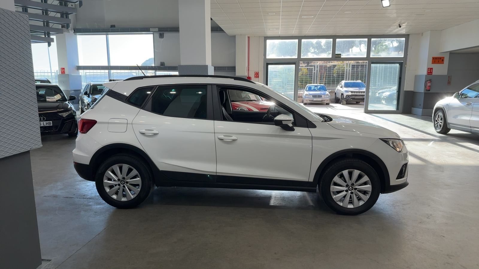 Foto 7 de SEAT ARONA 2019 en venta en CSV Motor VALDEFUENTES