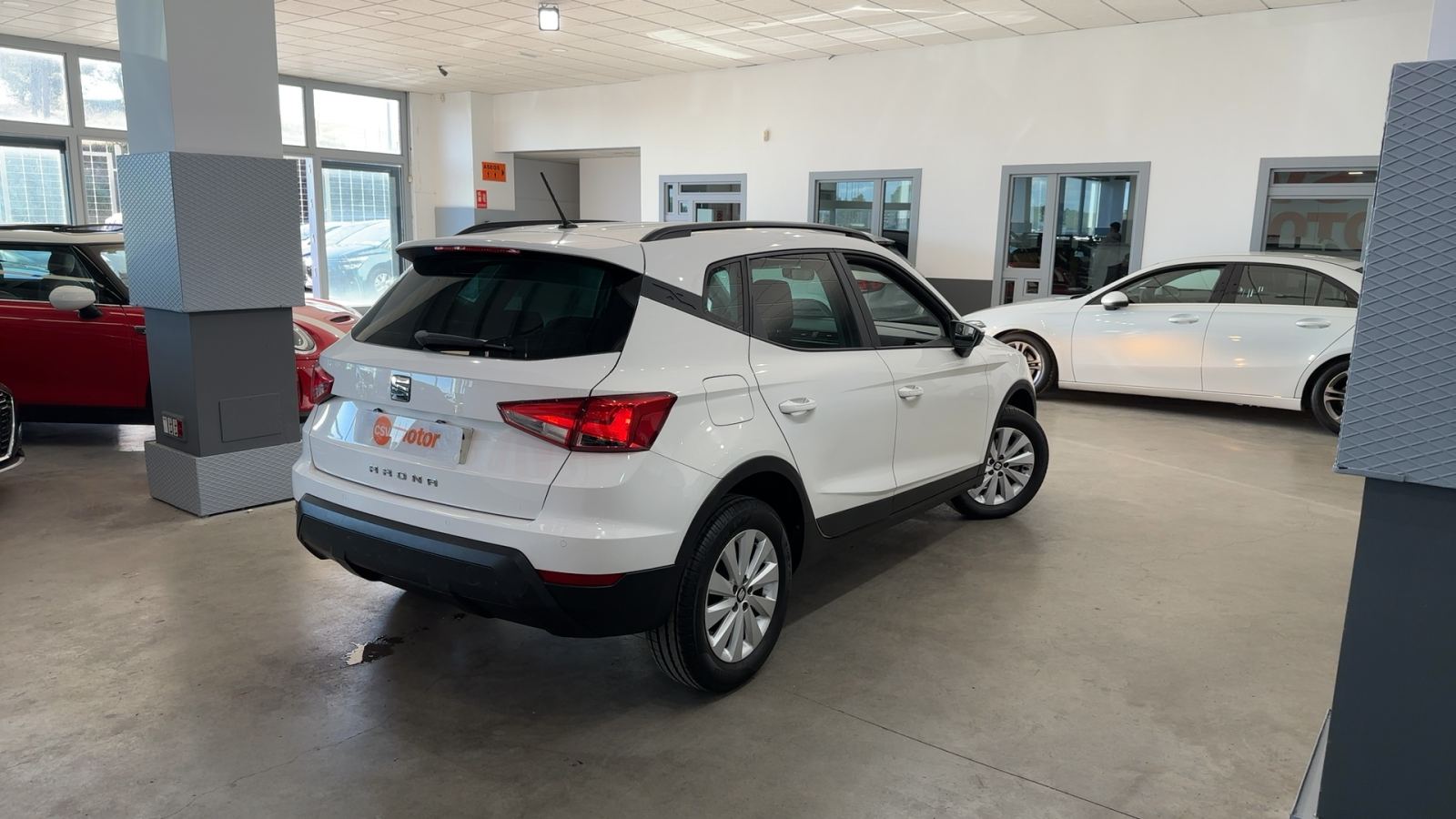 Foto 9 de SEAT ARONA 2019 en venta en CSV Motor VALDEFUENTES