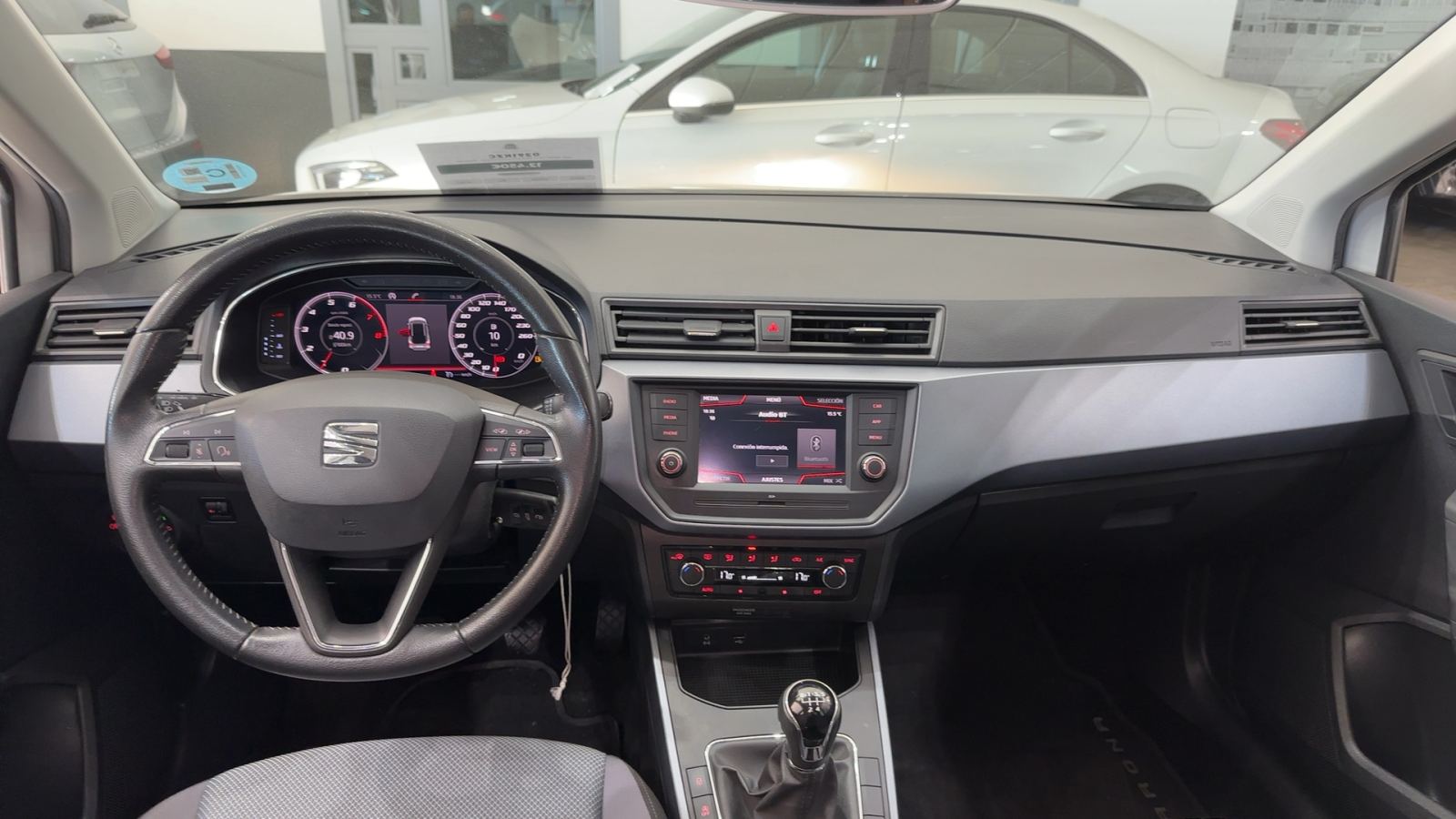 Foto 15 de SEAT ARONA 2019 en venta en CSV Motor VALDEFUENTES