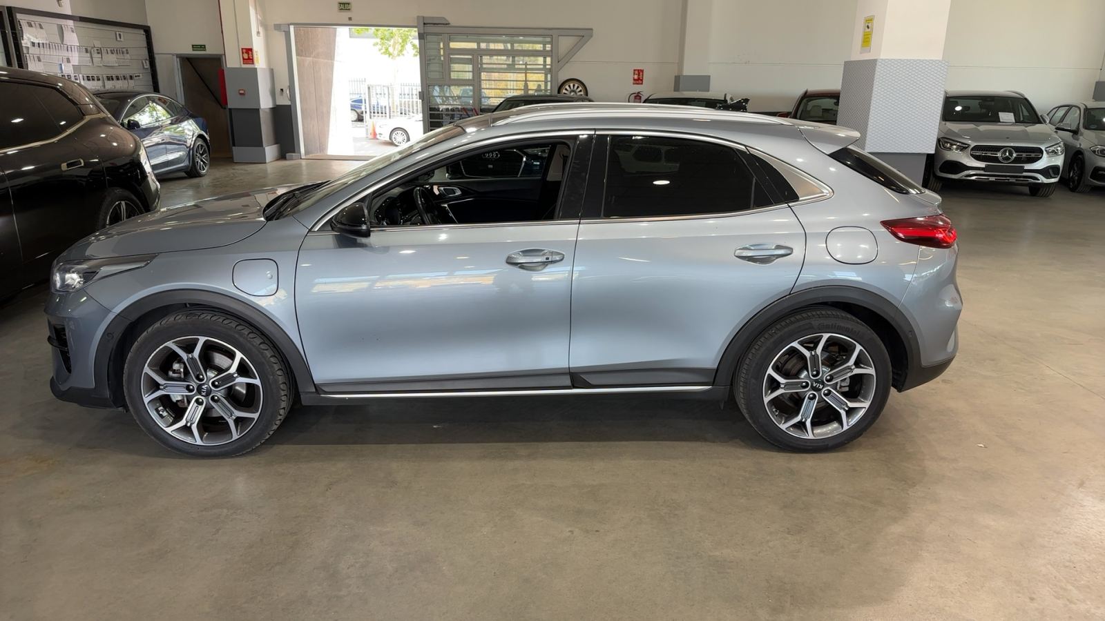 KIA XCEED — perfil lateral izquierdo | CSV Motor VALDEFUENTES