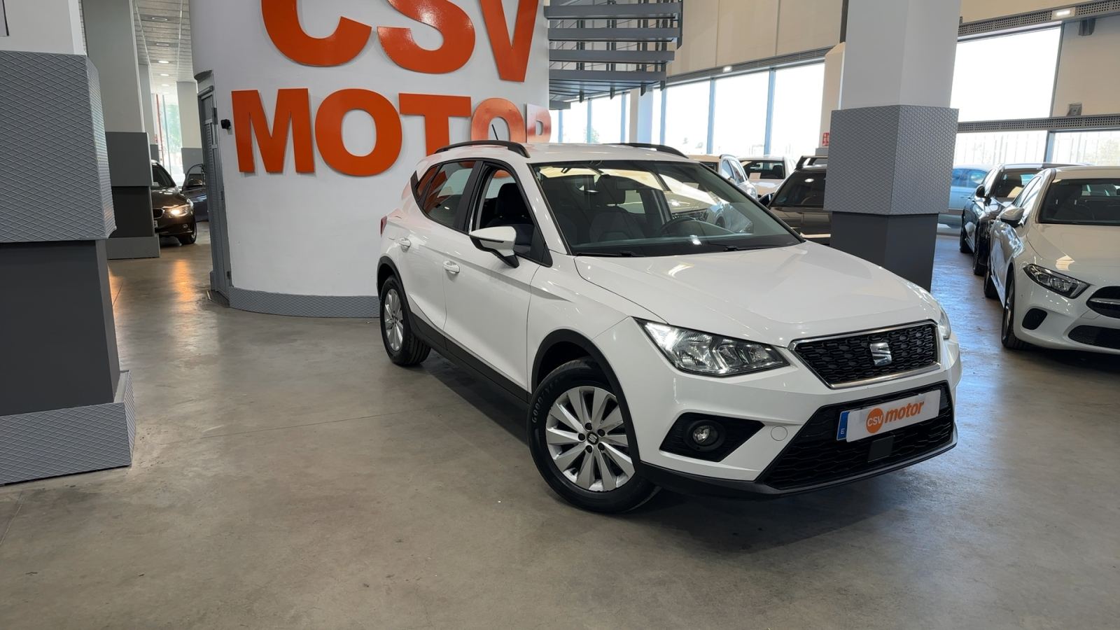 SEAT ARONA — vista 3/4 delantera derecha | CSV Motor SEVILLA