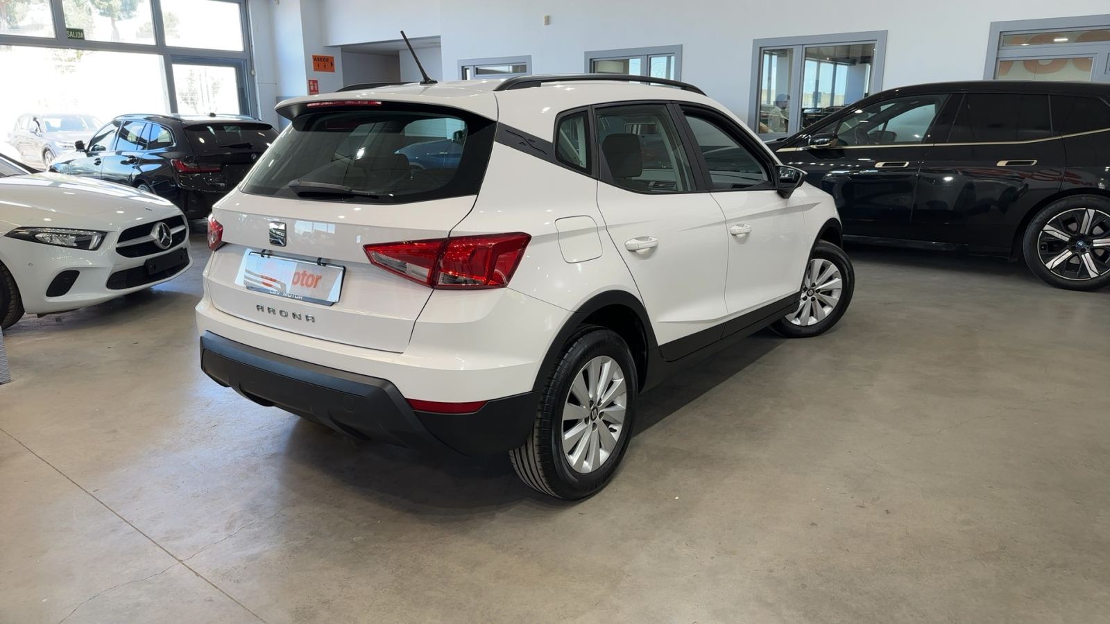 SEAT ARONA — vista 3/4 trasera derecha | CSV Motor SEVILLA