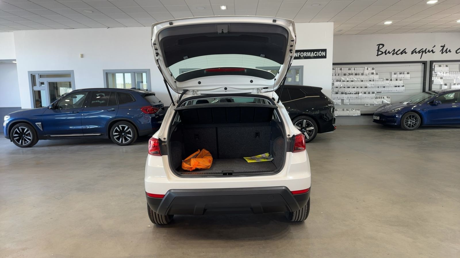 SEAT ARONA — maletero abierto | CSV Motor SEVILLA