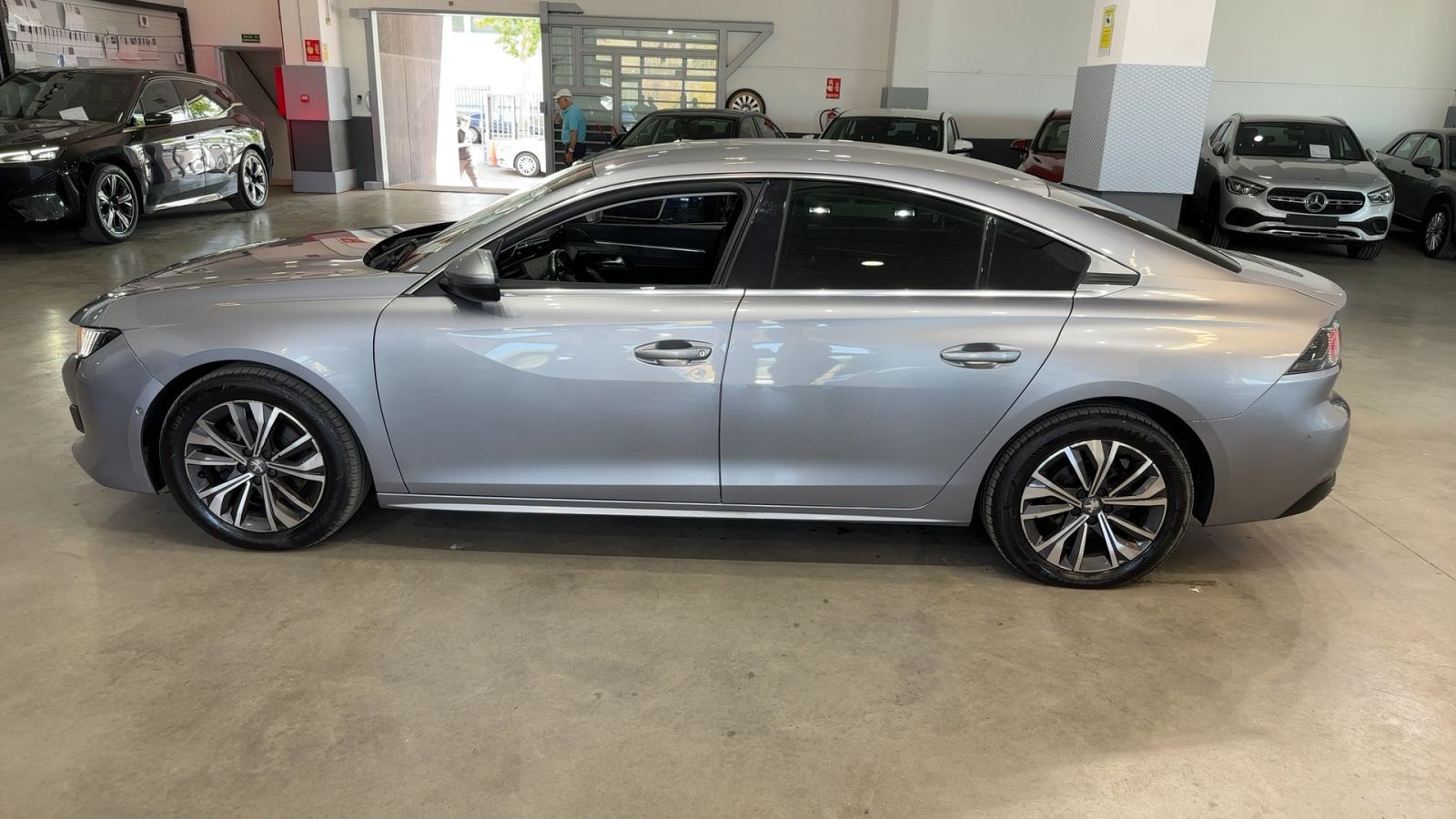 PEUGEOT 508 — perfil lateral izquierdo | CSV Motor BARCELONA