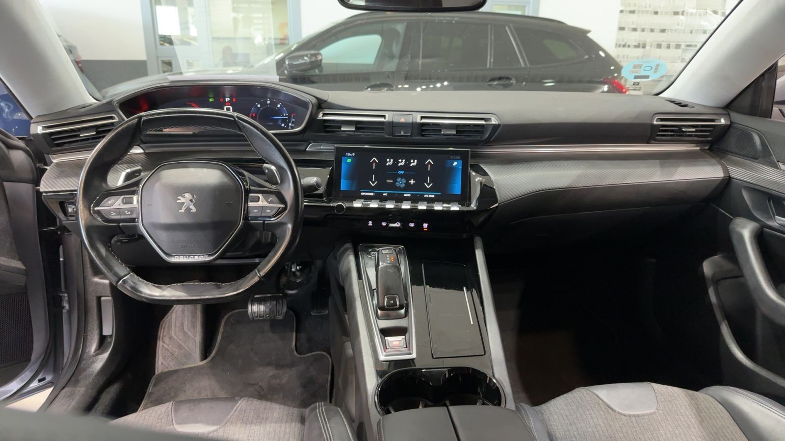 PEUGEOT 508 — salpicadero y consola central | CSV Motor BARCELONA