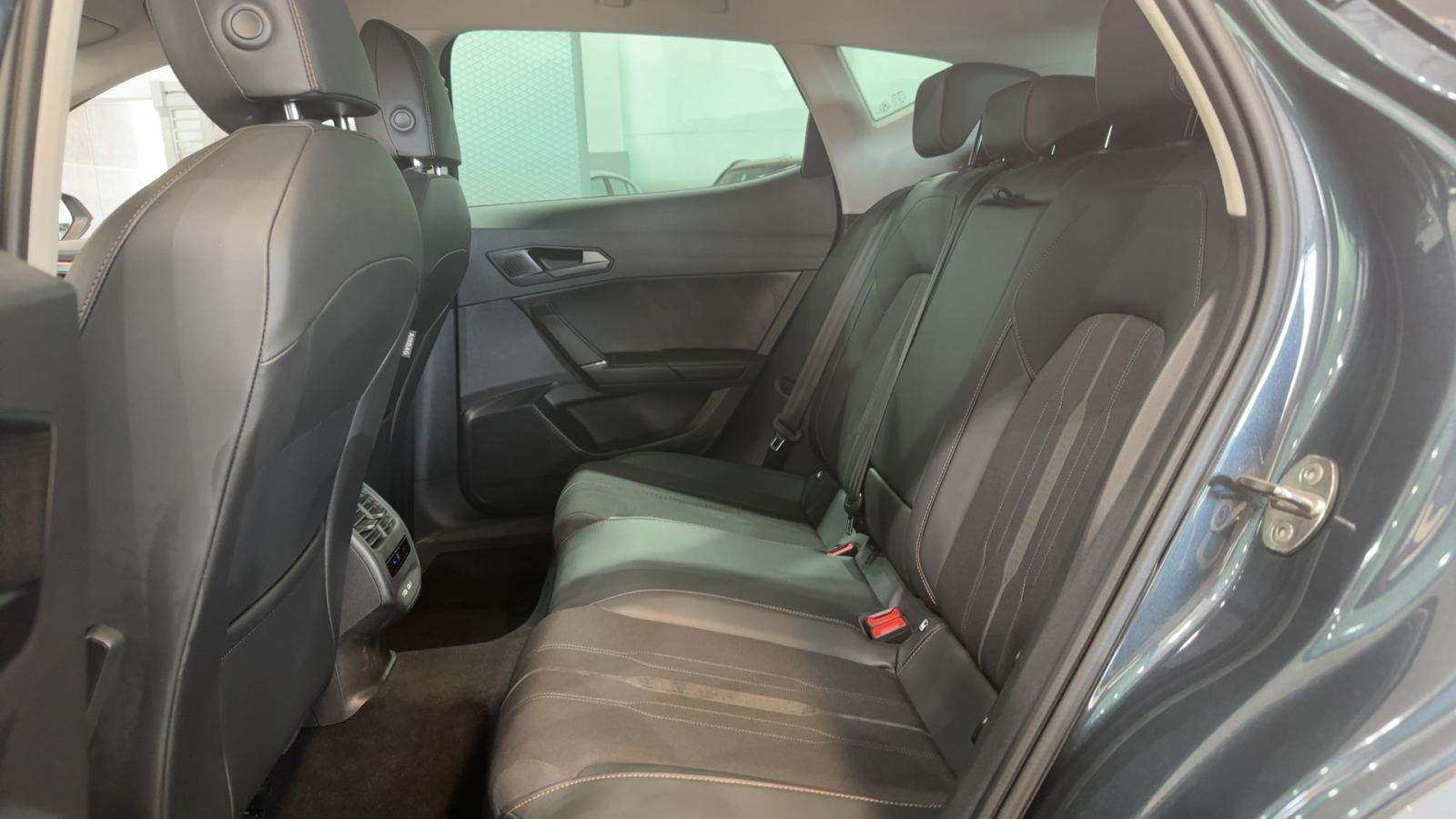 CUPRA FORMENTOR — interior asientos traseros | CSV Motor SEVILLA