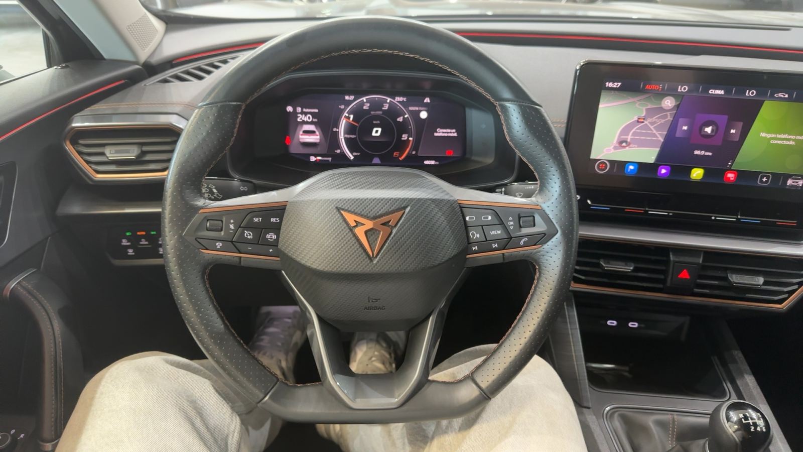 CUPRA FORMENTOR — detalle del volante | CSV Motor SEVILLA