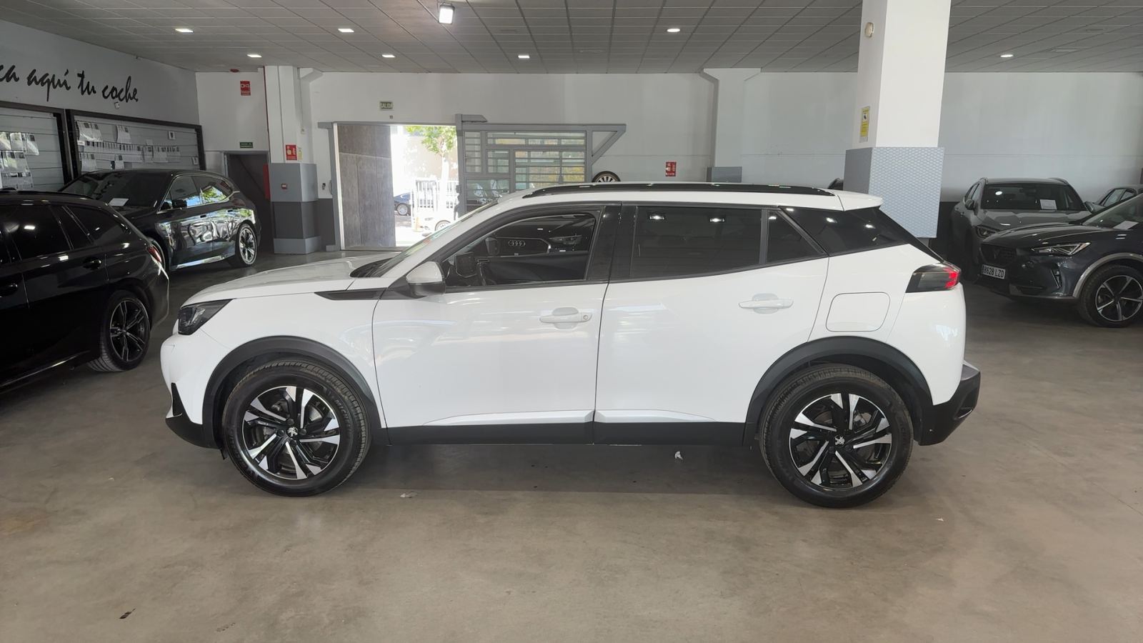 PEUGEOT 2008 — perfil lateral izquierdo | CSV Motor VALDEFUENTES
