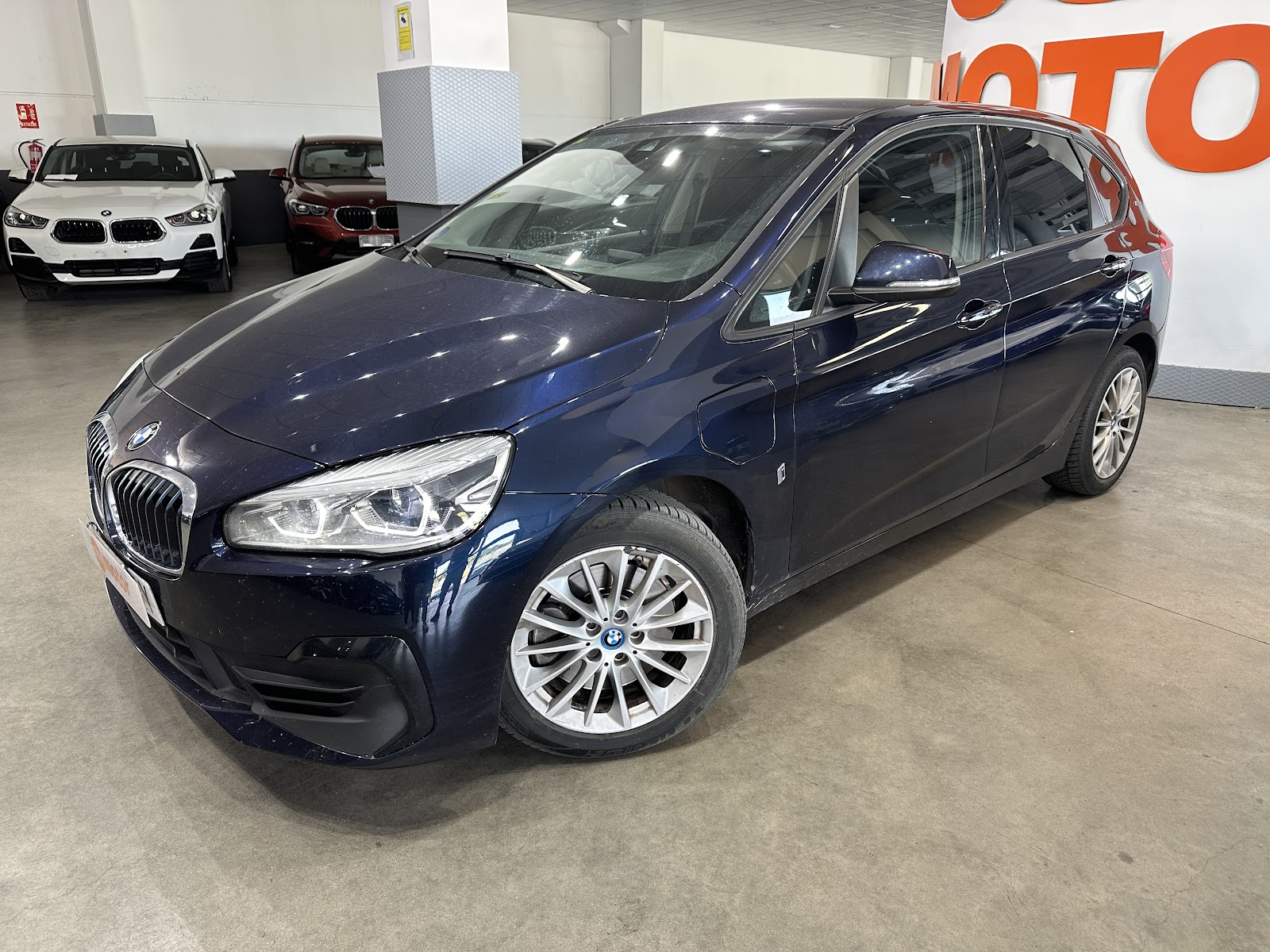 Foto 2 de BMW SERIE 2 ACTIVE TOURER 2019 en venta en CSV Motor VALDEFUENTES