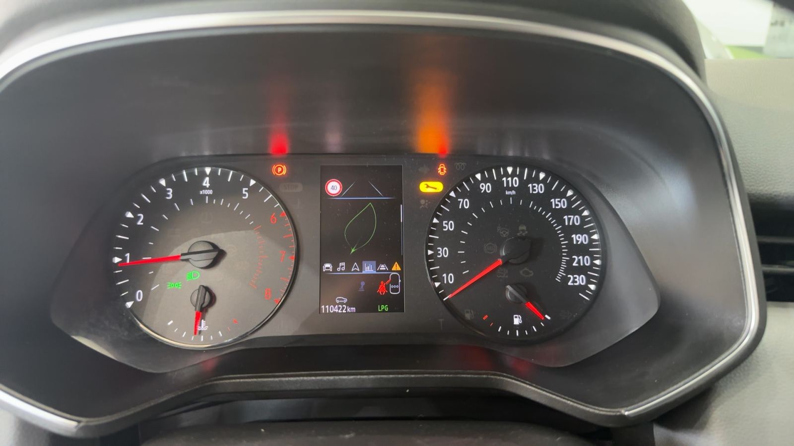 RENAULT CLIO — vano motor | CSV Motor VALDEFUENTES
