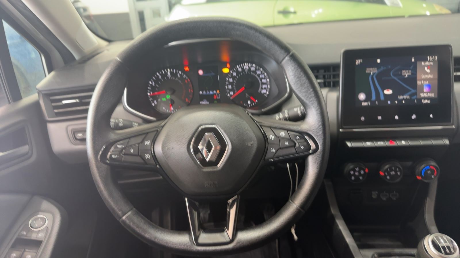 RENAULT CLIO — detalle del volante | CSV Motor VALDEFUENTES