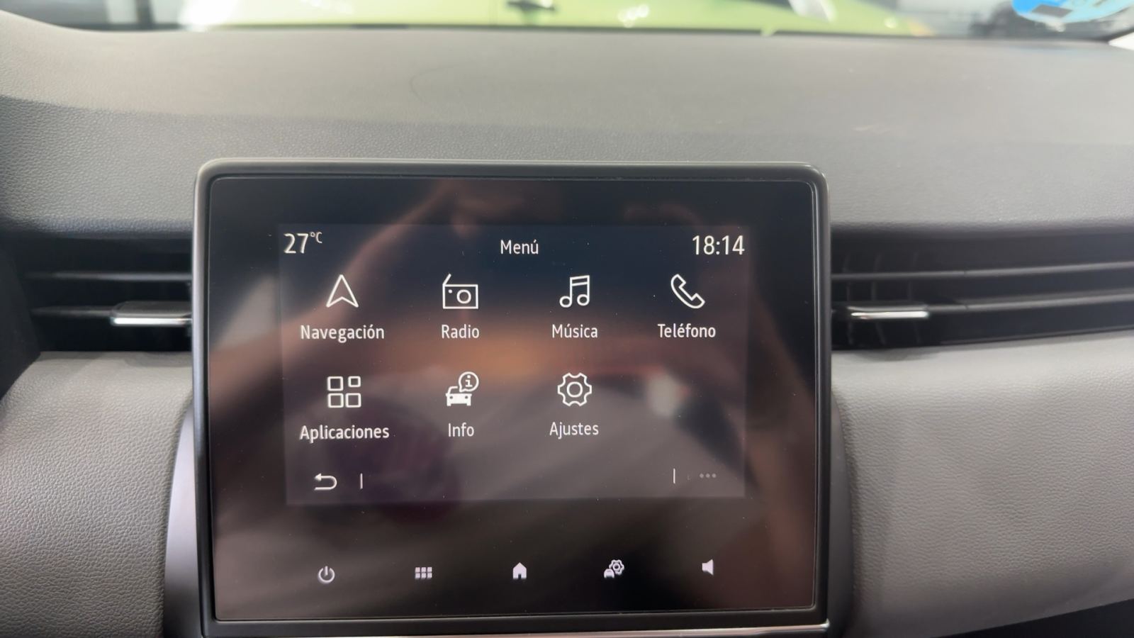 RENAULT CLIO — pantalla multimedia | CSV Motor VALDEFUENTES