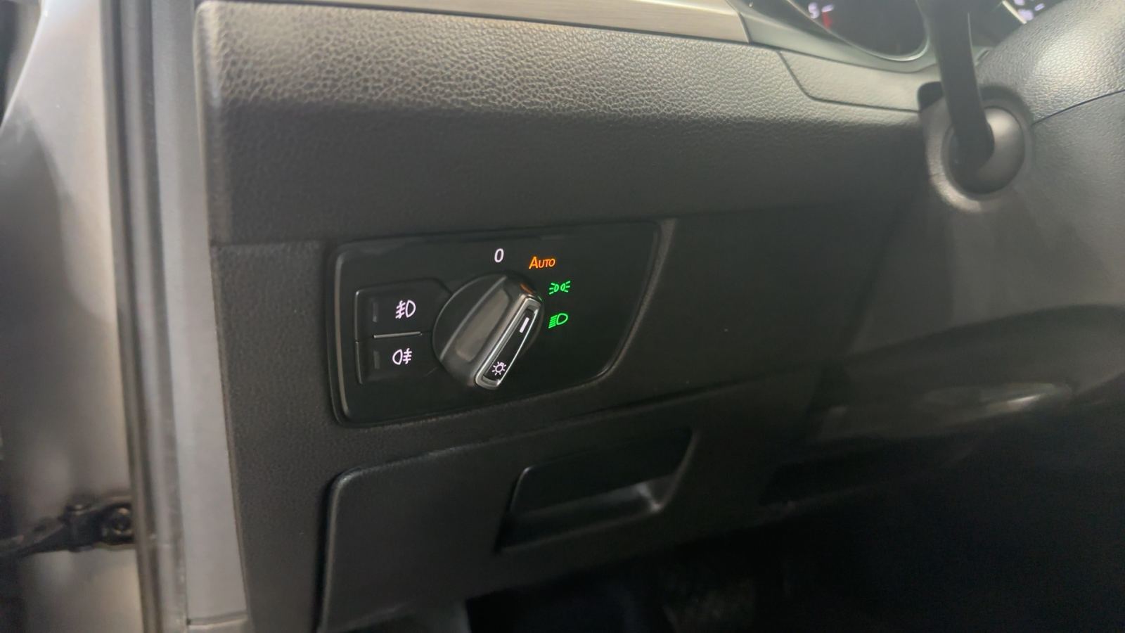 VOLKSWAGEN PASSAT — detalle extras | CSV Motor VALDEFUENTES