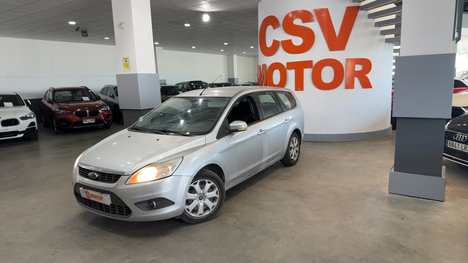 FORD FOCUS — vista 3/4 delantera izquierda | CSV Motor VALDEFUENTES