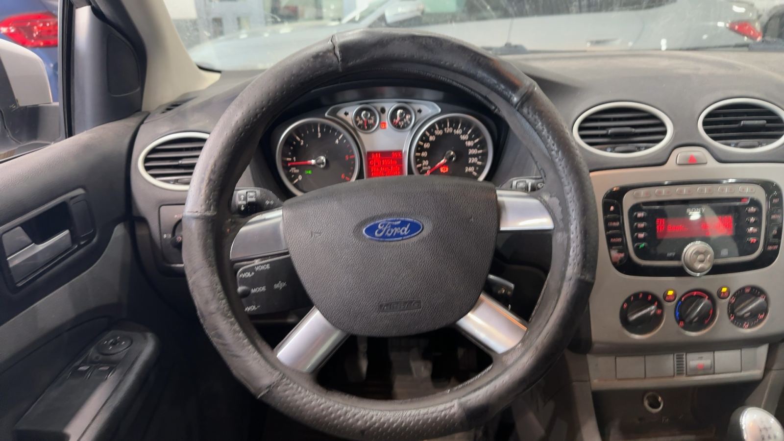 FORD FOCUS — detalle del volante | CSV Motor VALDEFUENTES