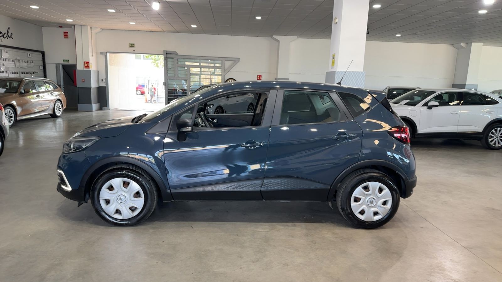 RENAULT CAPTUR — perfil lateral izquierdo | CSV Motor VALDEFUENTES