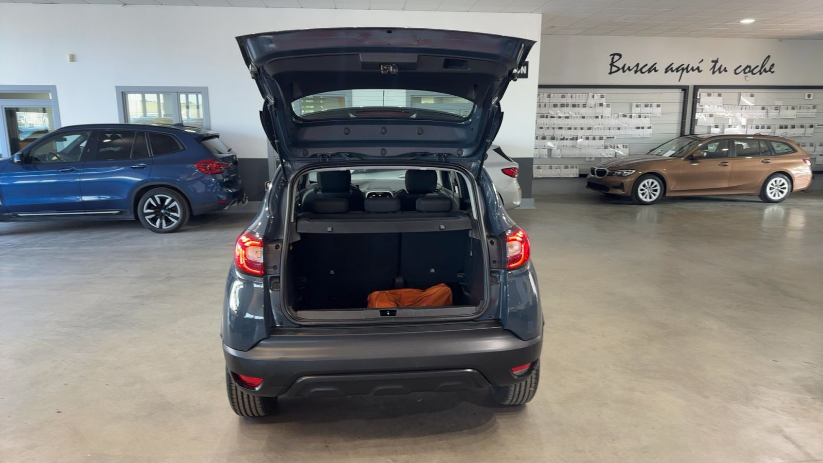 RENAULT CAPTUR — maletero abierto | CSV Motor VALDEFUENTES