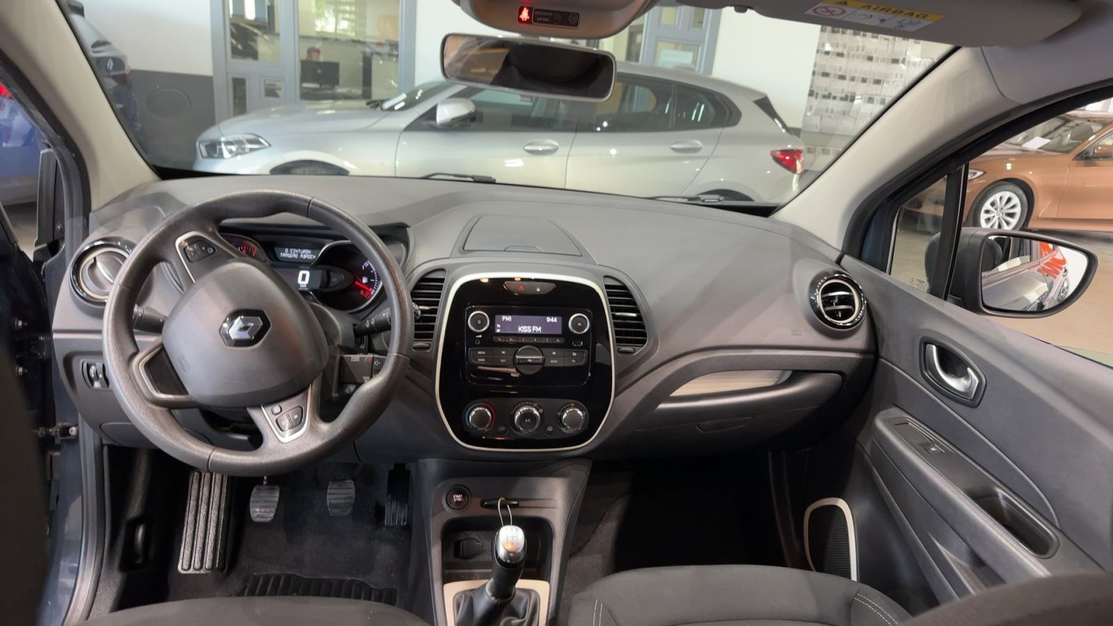 RENAULT CAPTUR — salpicadero y consola central | CSV Motor VALDEFUENTES