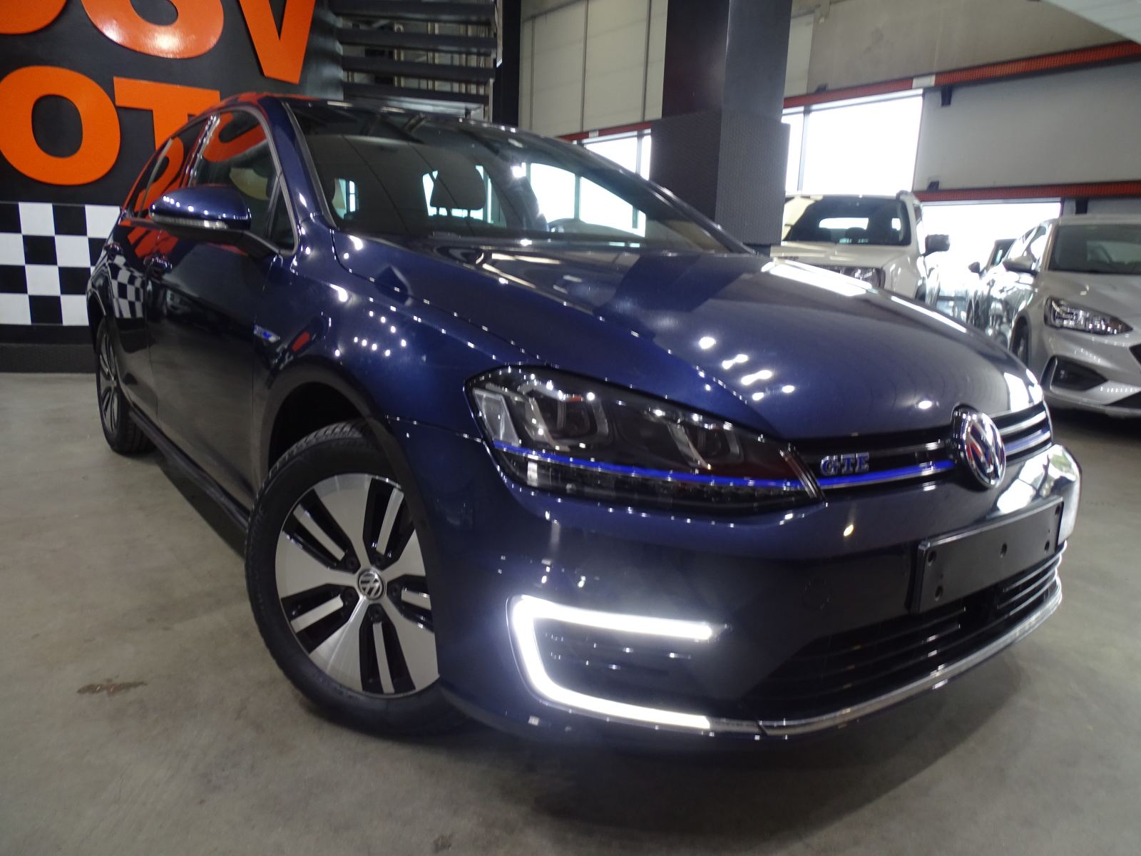 Foto 3 de VOLKSWAGEN GOLF 2016 en venta en CSV Motor VALDEFUENTES
