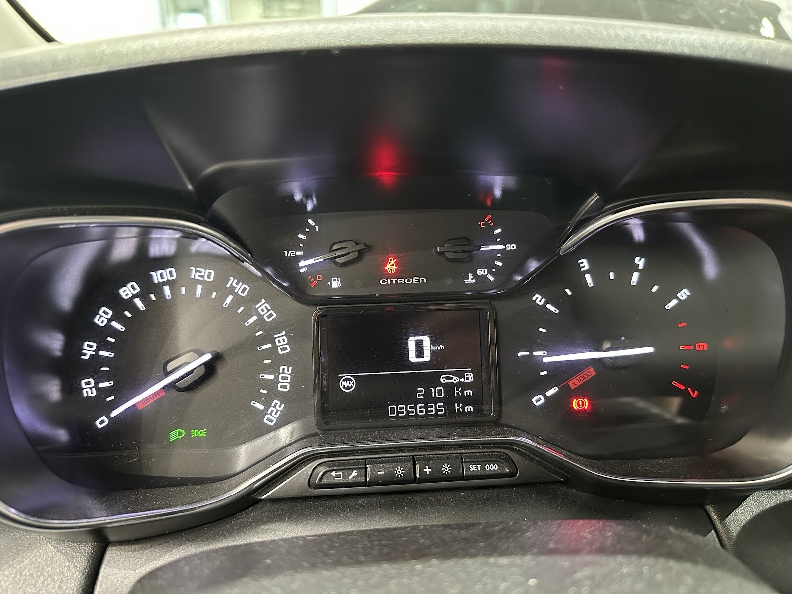 Foto 15 de CITROEN NUEVO C3 AIRCROSS 110 PURETECH 2019 en venta en CSV Motor VALDEFUENTES