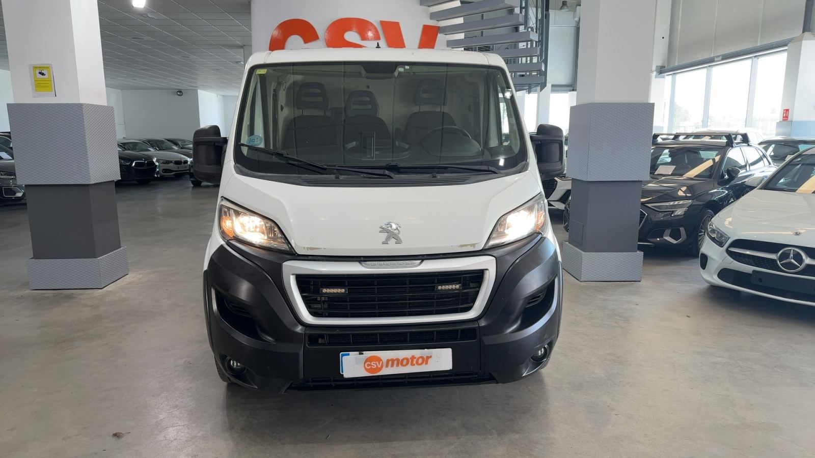 PEUGEOT BOXER — detalle frontal | CSV Motor VALDEFUENTES