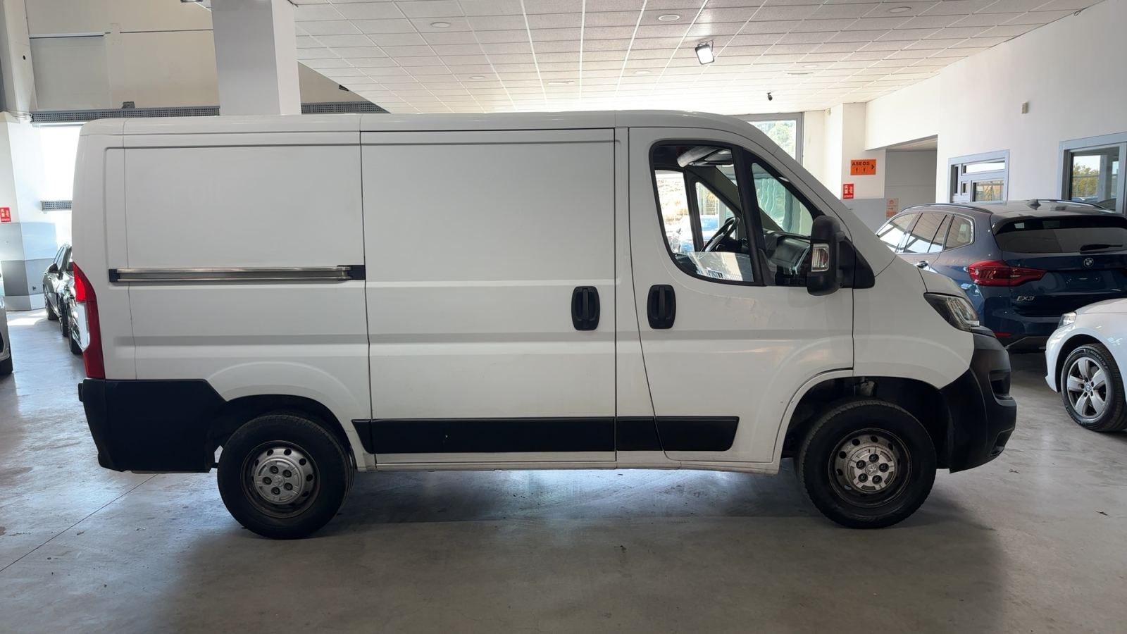 PEUGEOT BOXER — perfil lateral derecho | CSV Motor VALDEFUENTES