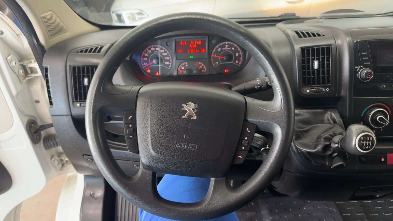 PEUGEOT BOXER — detalle del volante | CSV Motor VALDEFUENTES