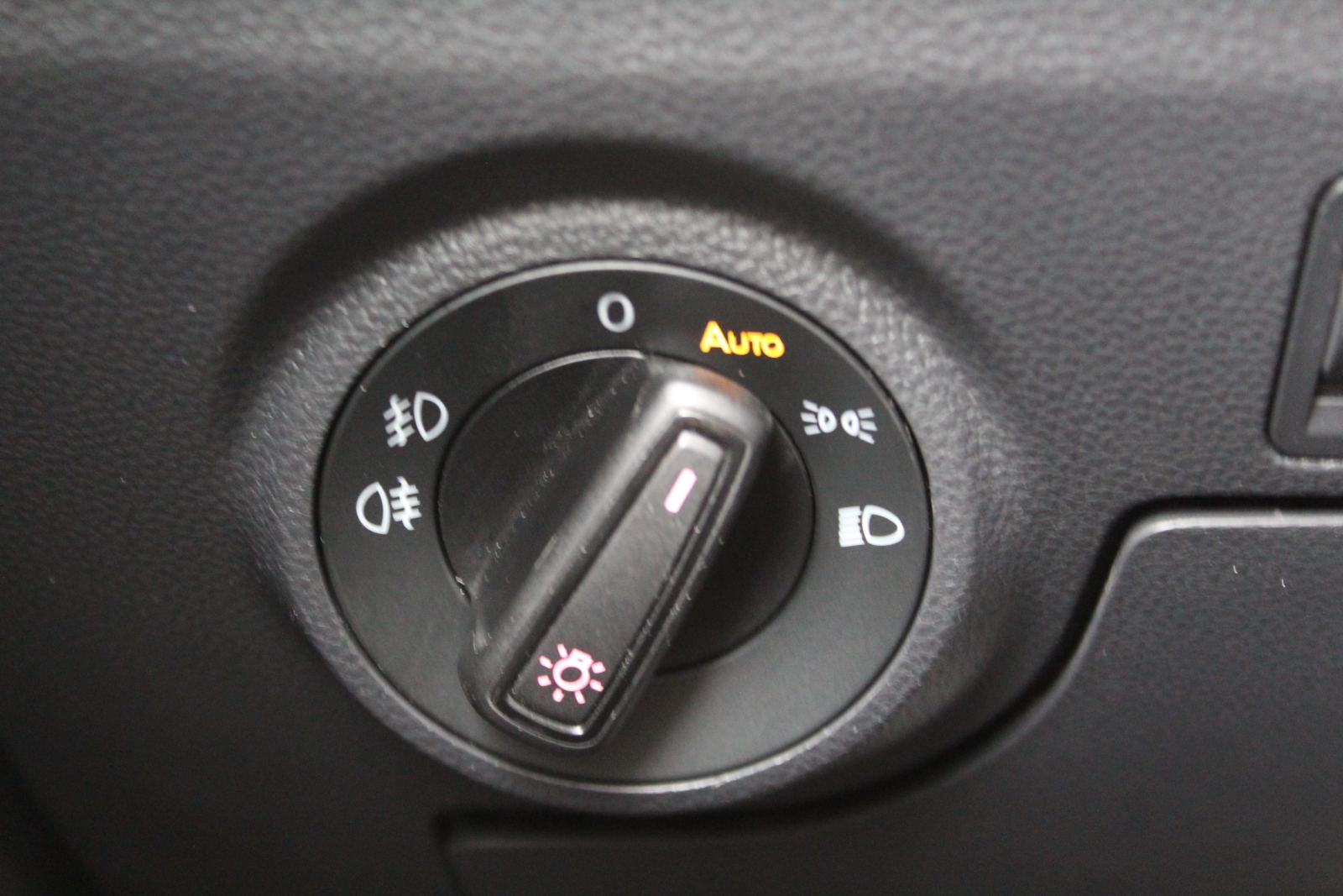 Foto 18 de SEAT IBIZA 2019 en venta en CSV Motor VALDEFUENTES