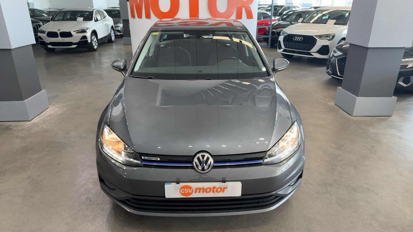 VOLKSWAGEN GOLF — detalle frontal | CSV Motor VALDEFUENTES
