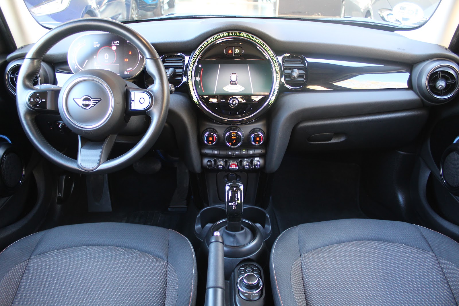 Foto 10 de MINI MINI 2024 en venta en CSV Motor BARCELONA