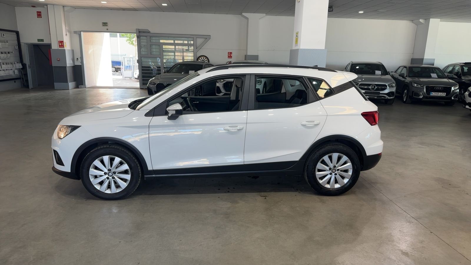 SEAT ARONA — perfil lateral izquierdo | CSV Motor BARCELONA