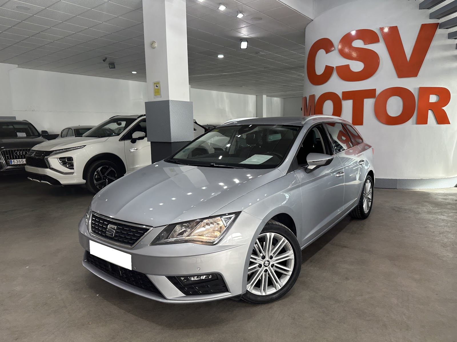 Foto 2 de SEAT LEON 2020 en venta en CSV Motor BARCELONA