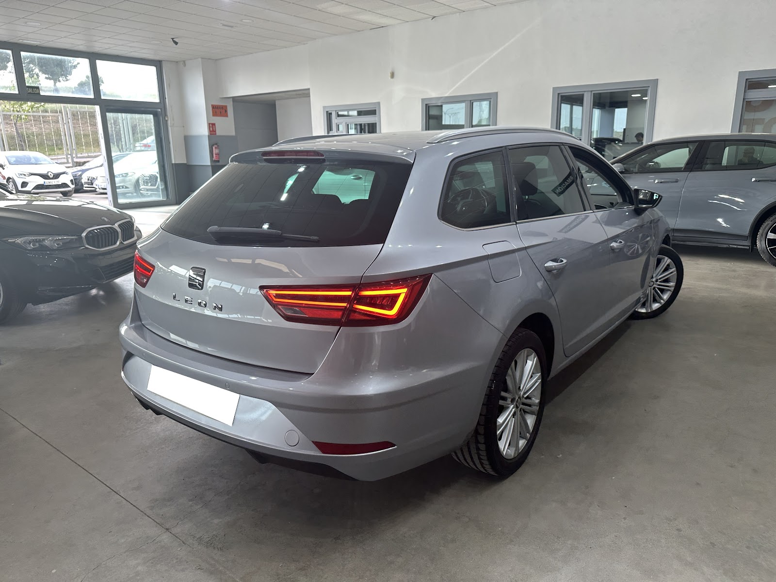 Foto 6 de SEAT LEON 2020 en venta en CSV Motor BARCELONA