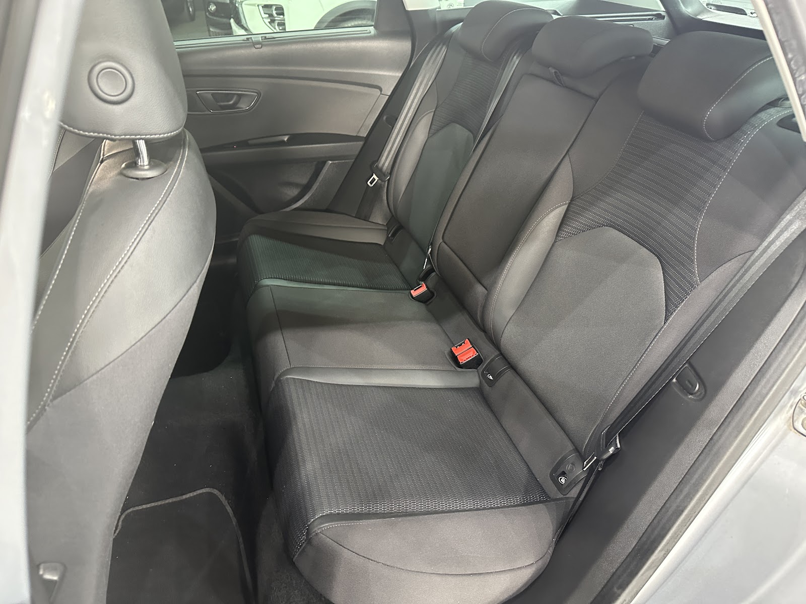 Foto 10 de SEAT LEON 2020 en venta en CSV Motor BARCELONA