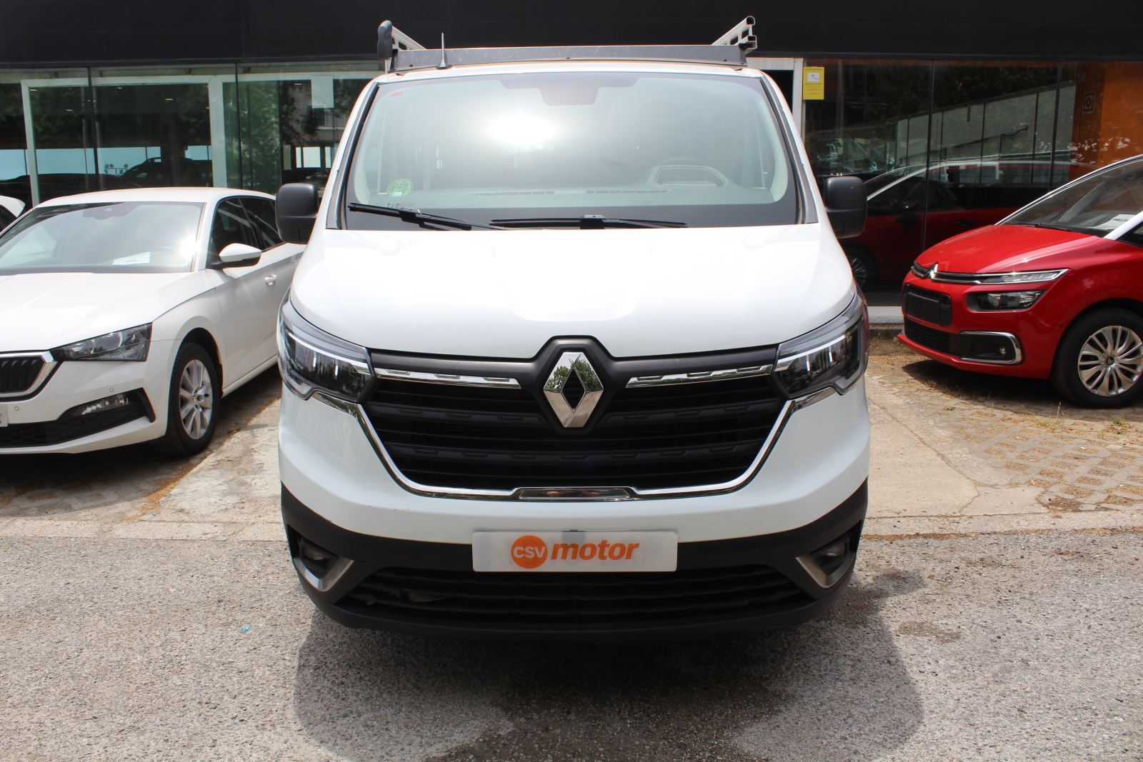 Foto 3 de RENAULT TRAFIC 2021 en venta en CSV Motor VALENCIA