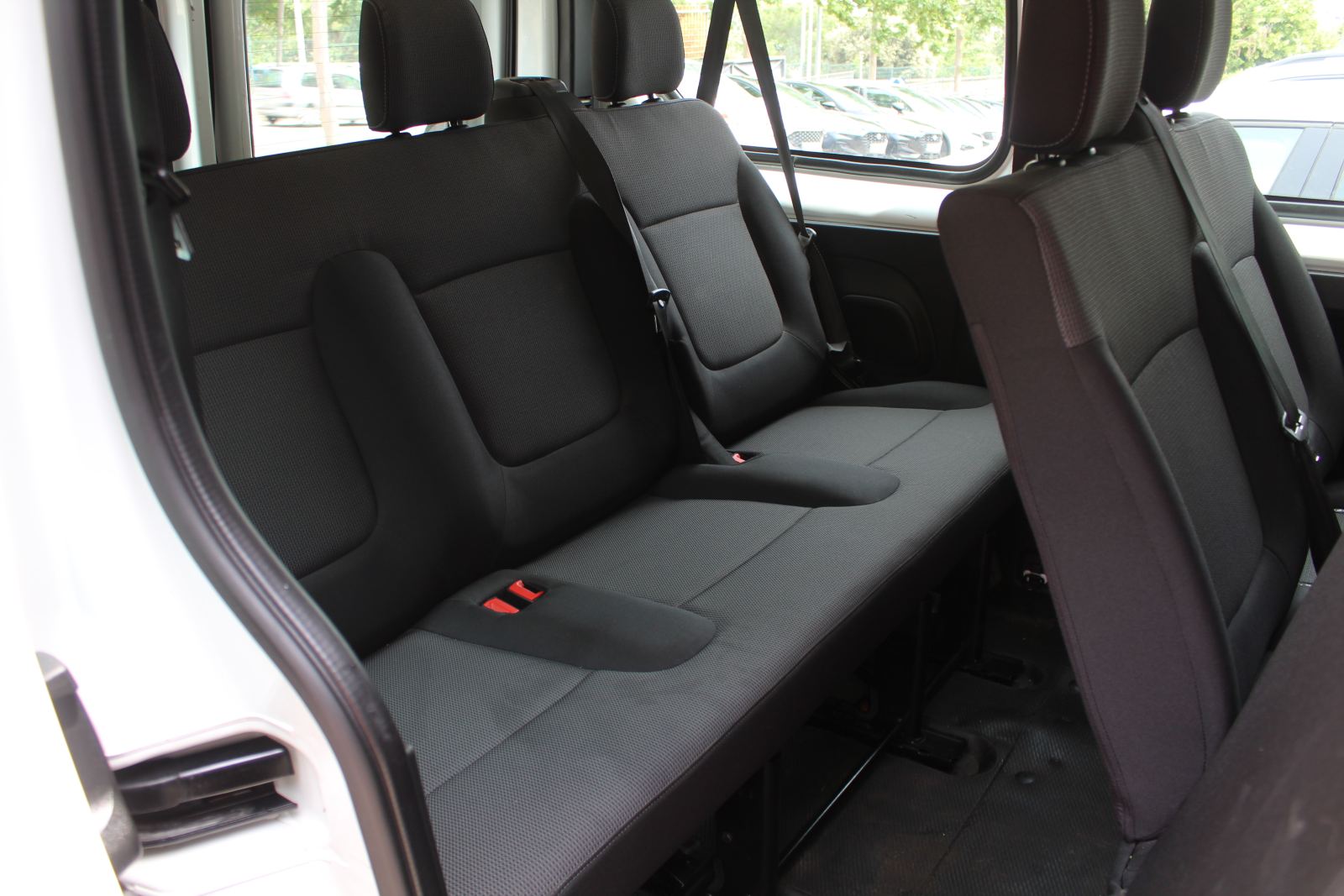 Foto 10 de RENAULT TRAFIC 2021 en venta en CSV Motor VALENCIA
