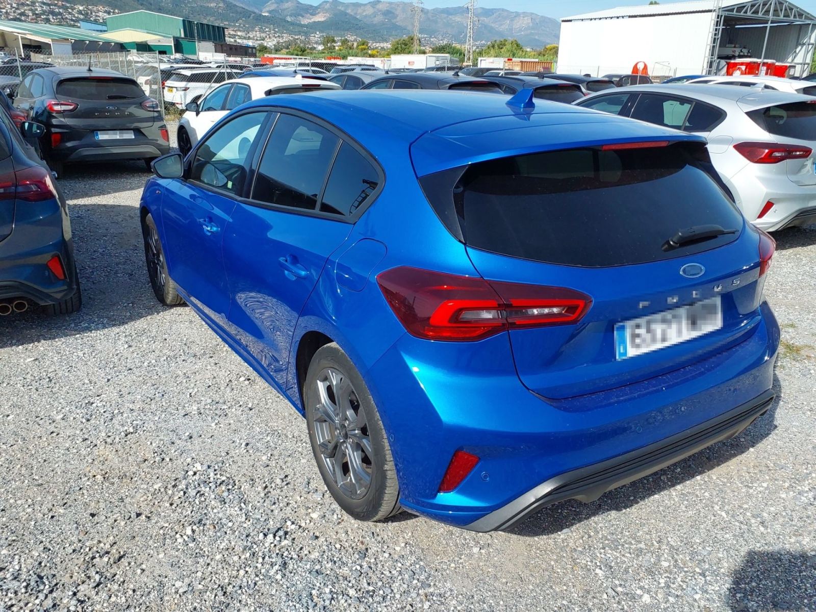 Foto 2 de FORD FOCUS 2024 en venta en CSV Motor VALDEFUENTES