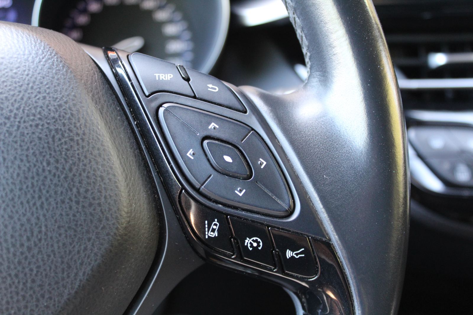Foto 13 de TOYOTA C-HR 2019 en venta en CSV Motor VALDEFUENTES