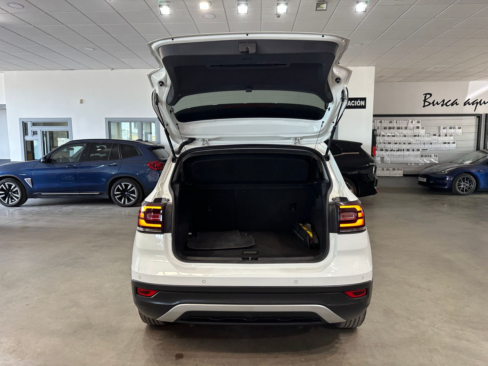 Foto 16 de VOLKSWAGEN T-CROSS 2022 en venta en CSV Motor VALDEFUENTES