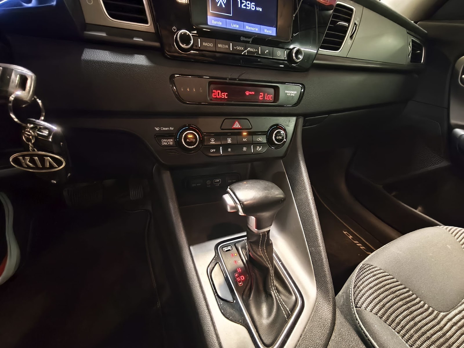 Foto 11 de KIA NIRO 2017 en venta en CSV Motor Valencia