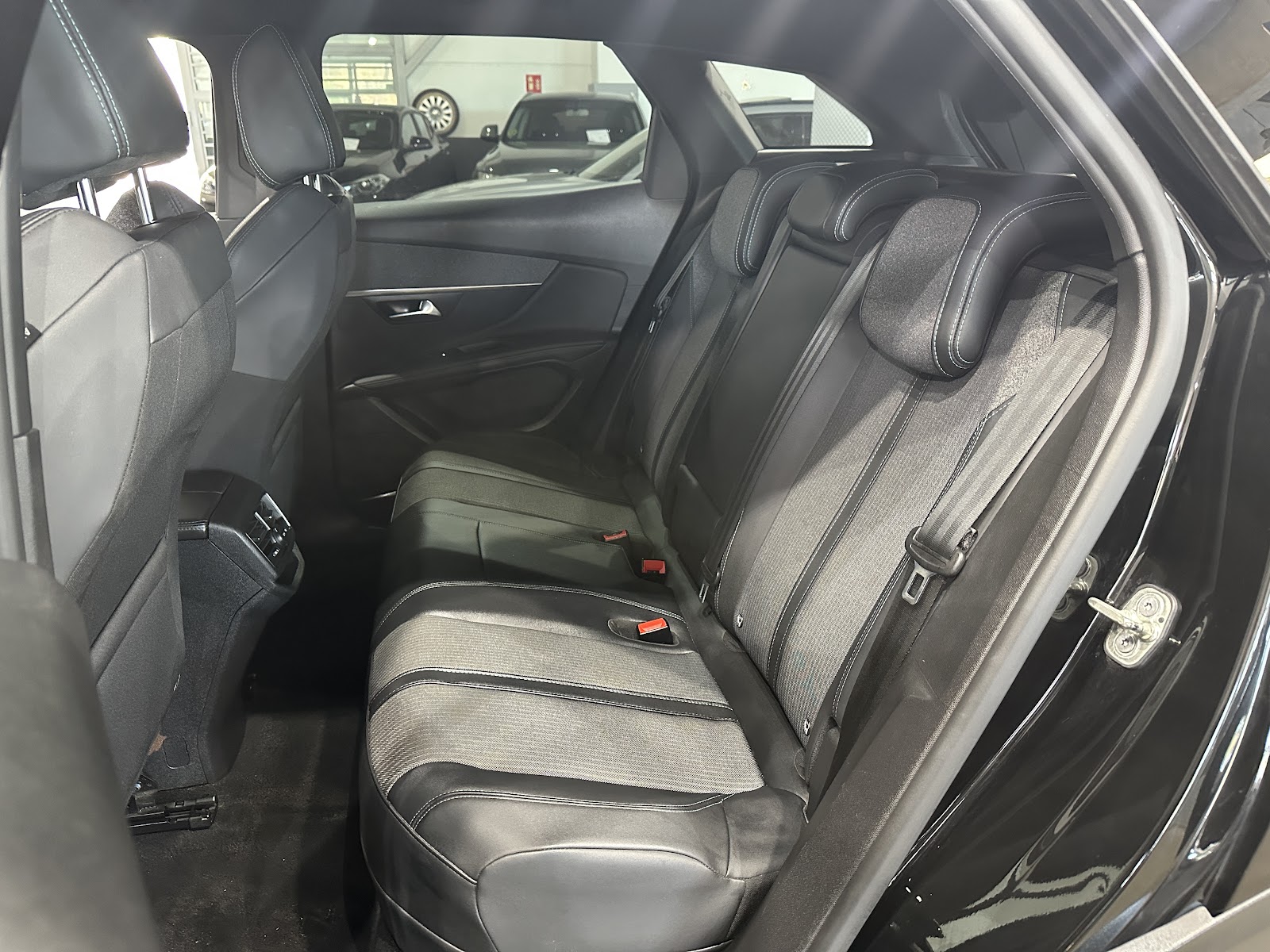 Foto 10 de PEUGEOT 3008 2023 en venta en CSV Motor BARCELONA