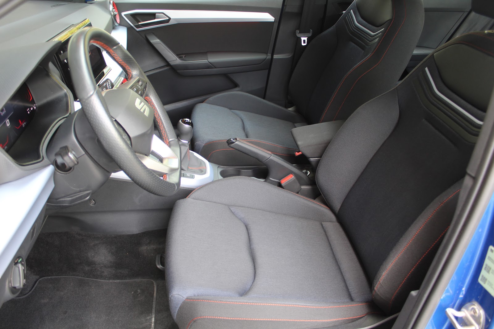 Foto 8 de SEAT ARONA 2024 en venta en CSV Motor BARCELONA