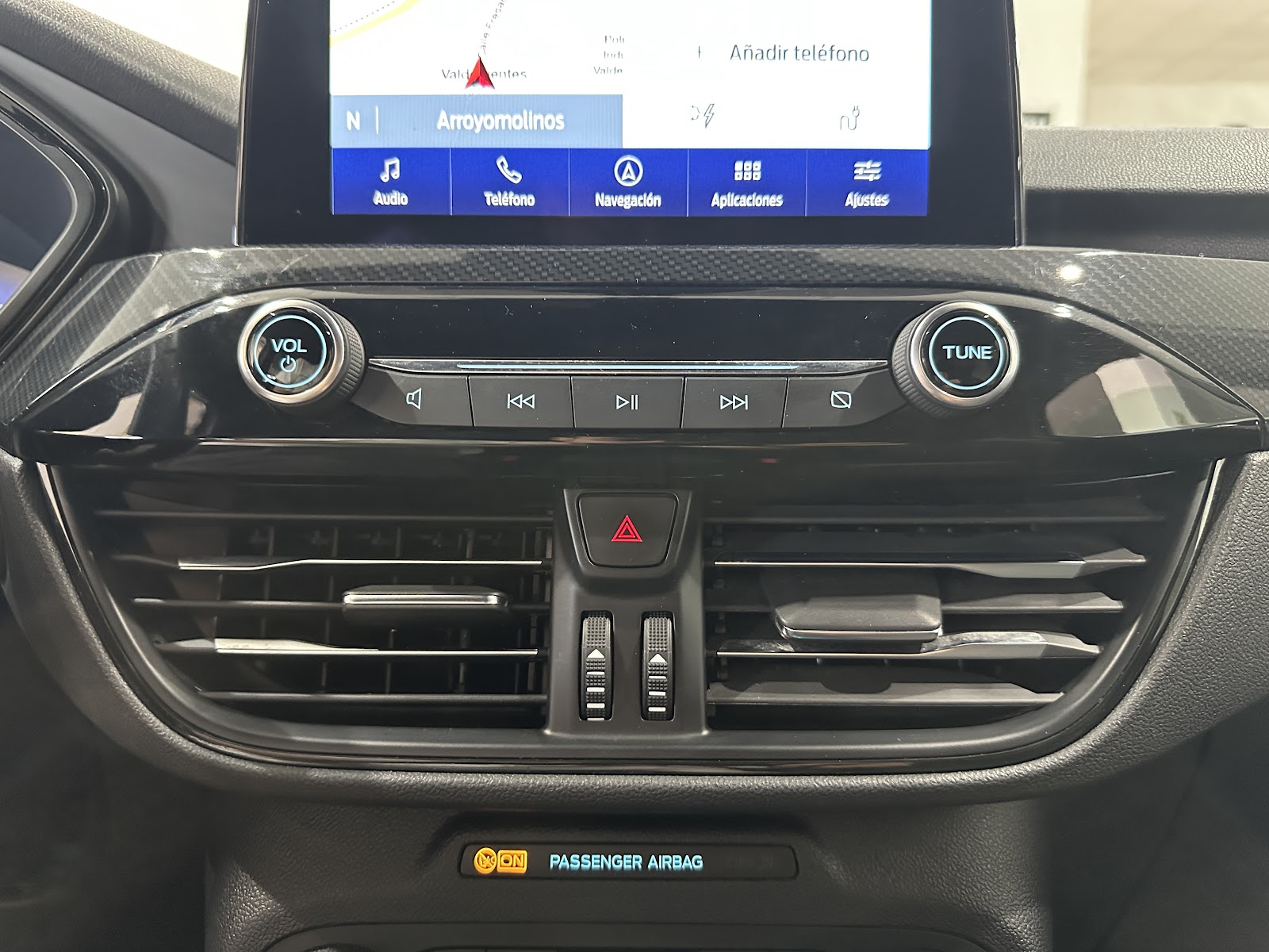Foto 19 de FORD KUGA 2023 en venta en CSV Motor VALDEFUENTES