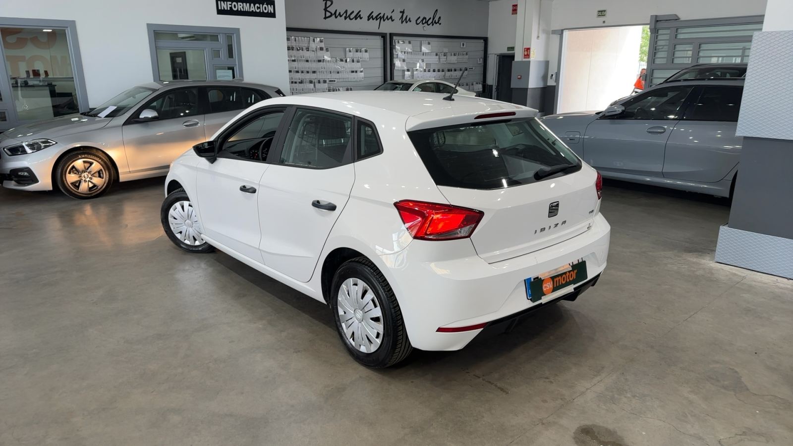 SEAT IBIZA — vista 3/4 trasera izquierda | CSV Motor VALDEFUENTES